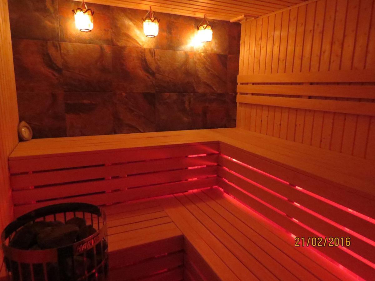 Cudodomek Spa W Mrozach Wielkich Kolo Elku Kültér fotó